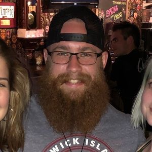 Meet your Posher, Keegan